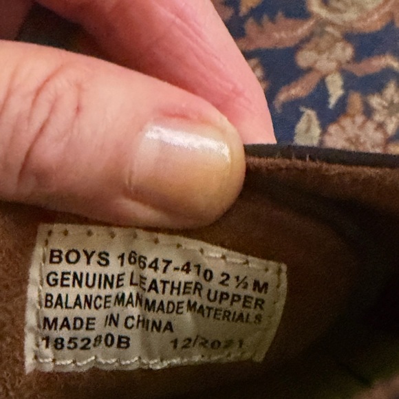 NEW without tags Florsheim kids size 2.5 boys Leather Shoes. Navy blue. Comfy! - Picture 6 of 6